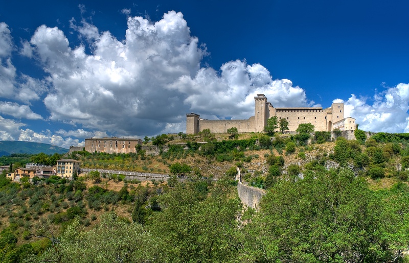 Spoleto-AlbornozFortress-view